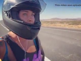 Felicity feline motorcycle μέλι καβάλημα aprilia σε κιλοτάκι