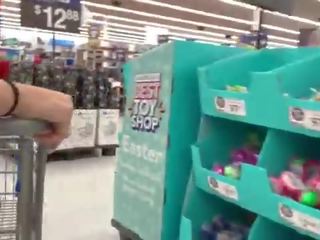 A リアル フリーク recording a exceptional ひよこ アット walmart -